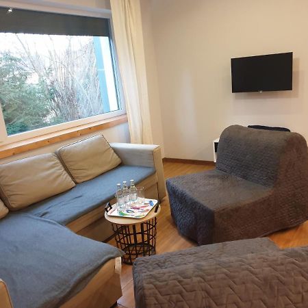 Maly Apartament W Zieleni Blisko Jeziora Środa Wielkopolska Exterior foto