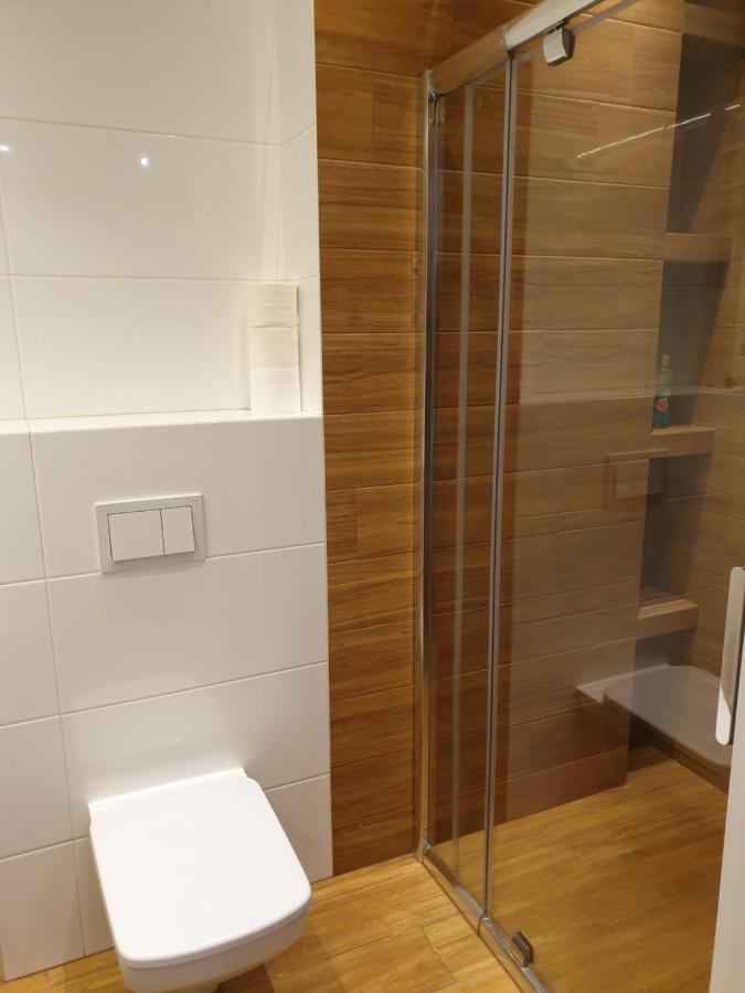 Maly Apartament W Zieleni Blisko Jeziora Środa Wielkopolska Exterior foto